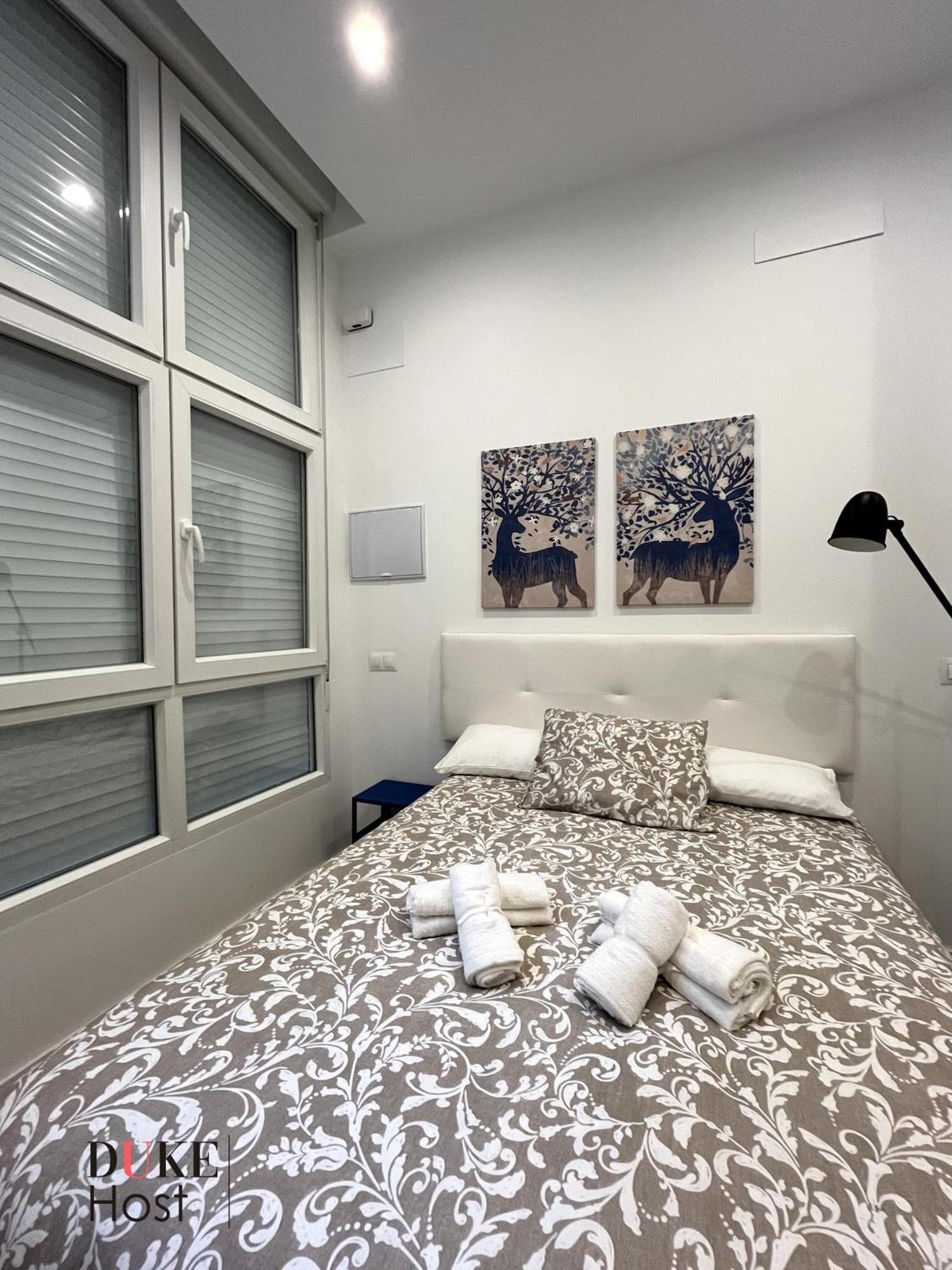 Alfonso XIII Apartments 2 Madrid Exterior photo